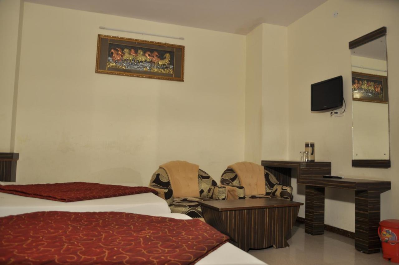 Hotel Metro Jaipur Zimmer foto